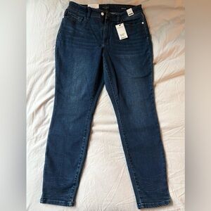 Judy Blue Dark Wash Skinny Jeans